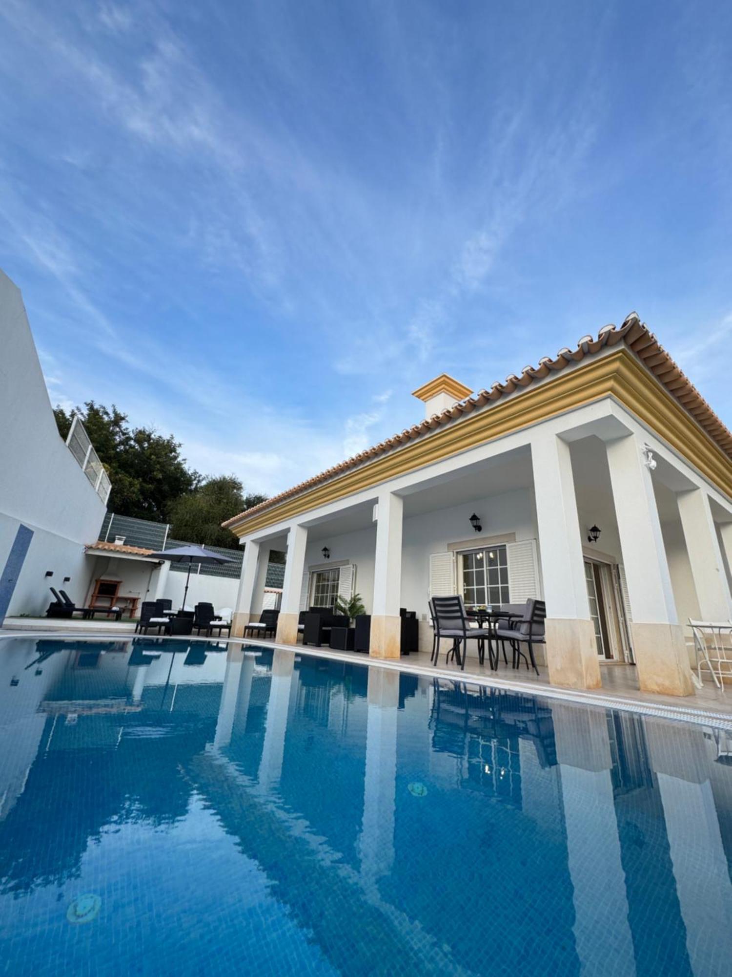 Villa Bonita Guesthouse Albufeira Old Town Kültér fotó
